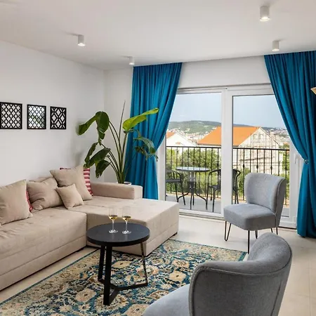 Ferienhaus Mit Privatpool Fur 7 Personen Ca 170 Qm In Seget Donji, Dalmatien Kastela Und Umgebung Holiday home Trogir