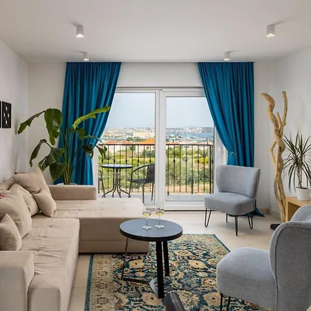 Ferienhaus Mit Privatpool Fur 7 Personen Ca 170 Qm In Seget Donji, Dalmatien Kastela Und Umgebung Trogir